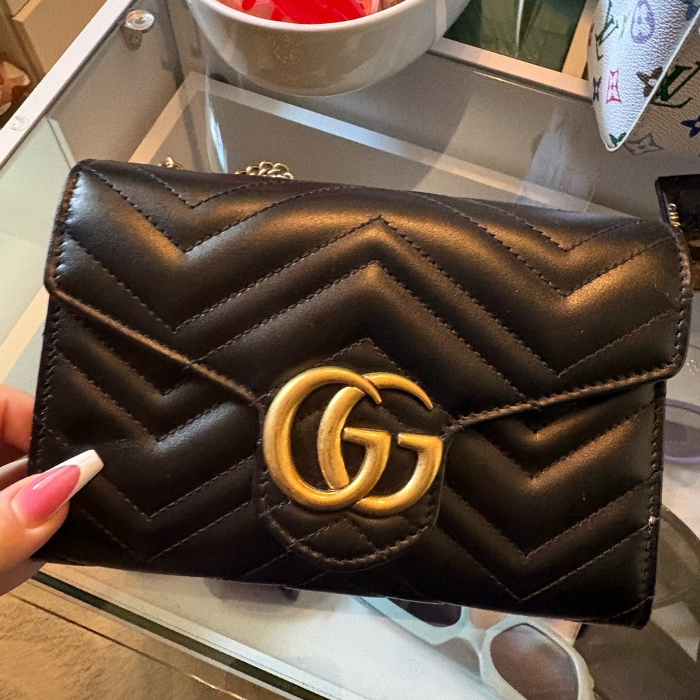 Gucci Marmont Black Quilted Leather gold on chain